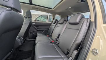 Volkswagen Touran - 4