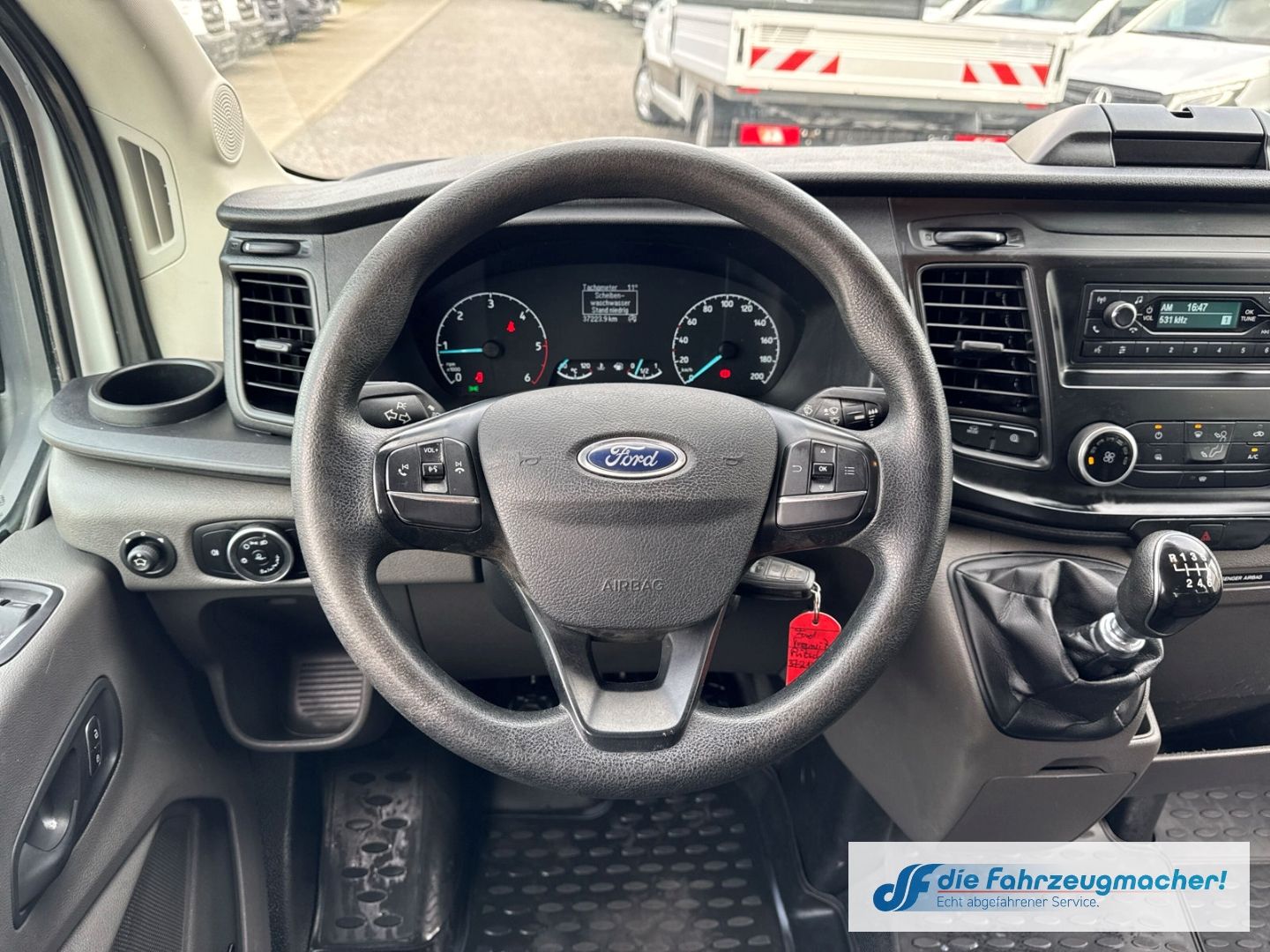 Fahrzeugabbildung Ford Transit Pritsche 310 L2 Doppelkabine AHK DAB Tel