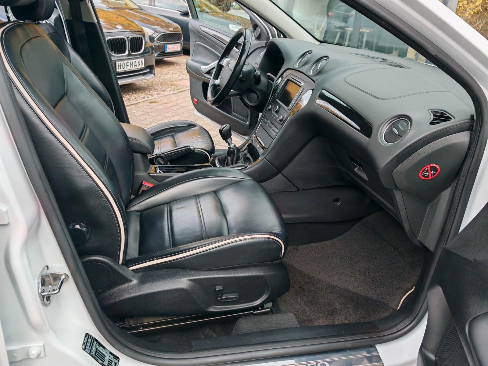 Ford Mondeo 2014 — photo 18