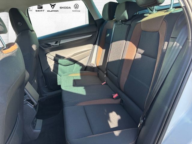 Fahrzeugabbildung SKODA Karoq Scout 2.0 TDI DSG 4x4 KLIMA LED NAVI ALU A