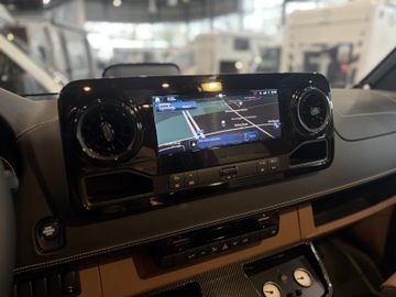 HYMER  ERIBA  HYMERCAR ML-T 580 FROZENLAMBOVERDEHANMACARBONALCANTARA