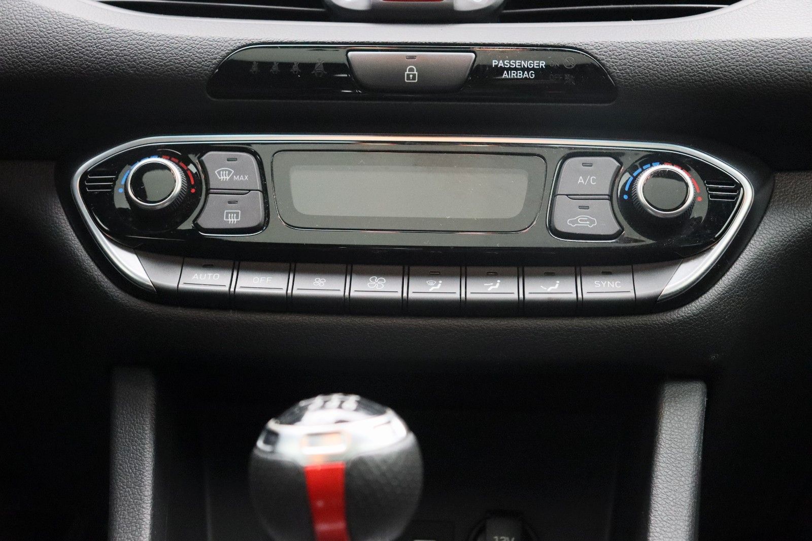 Fahrzeugabbildung Hyundai i30N Fastback Performance Schiebedach 1. Hand