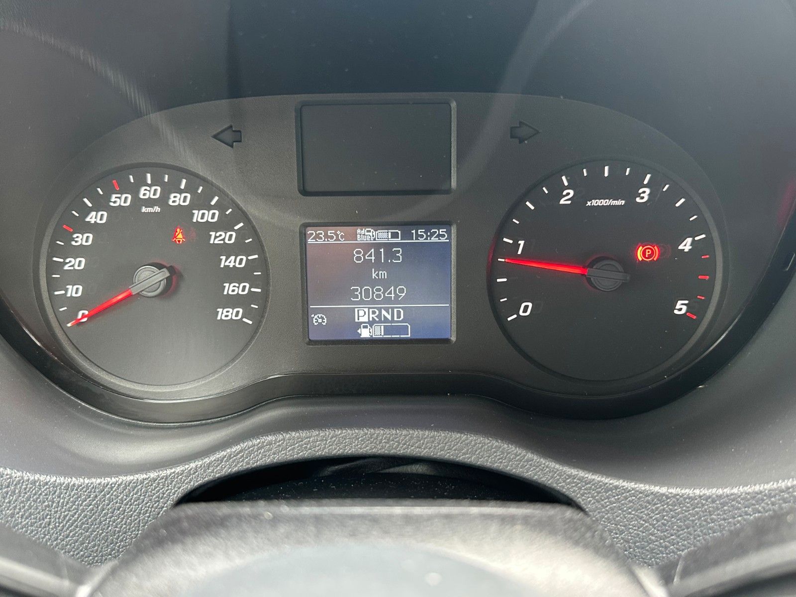 Fahrzeugabbildung Mercedes-Benz Sprinter 317 CDI 3665 9G Klima 360 SHZ Tempomat