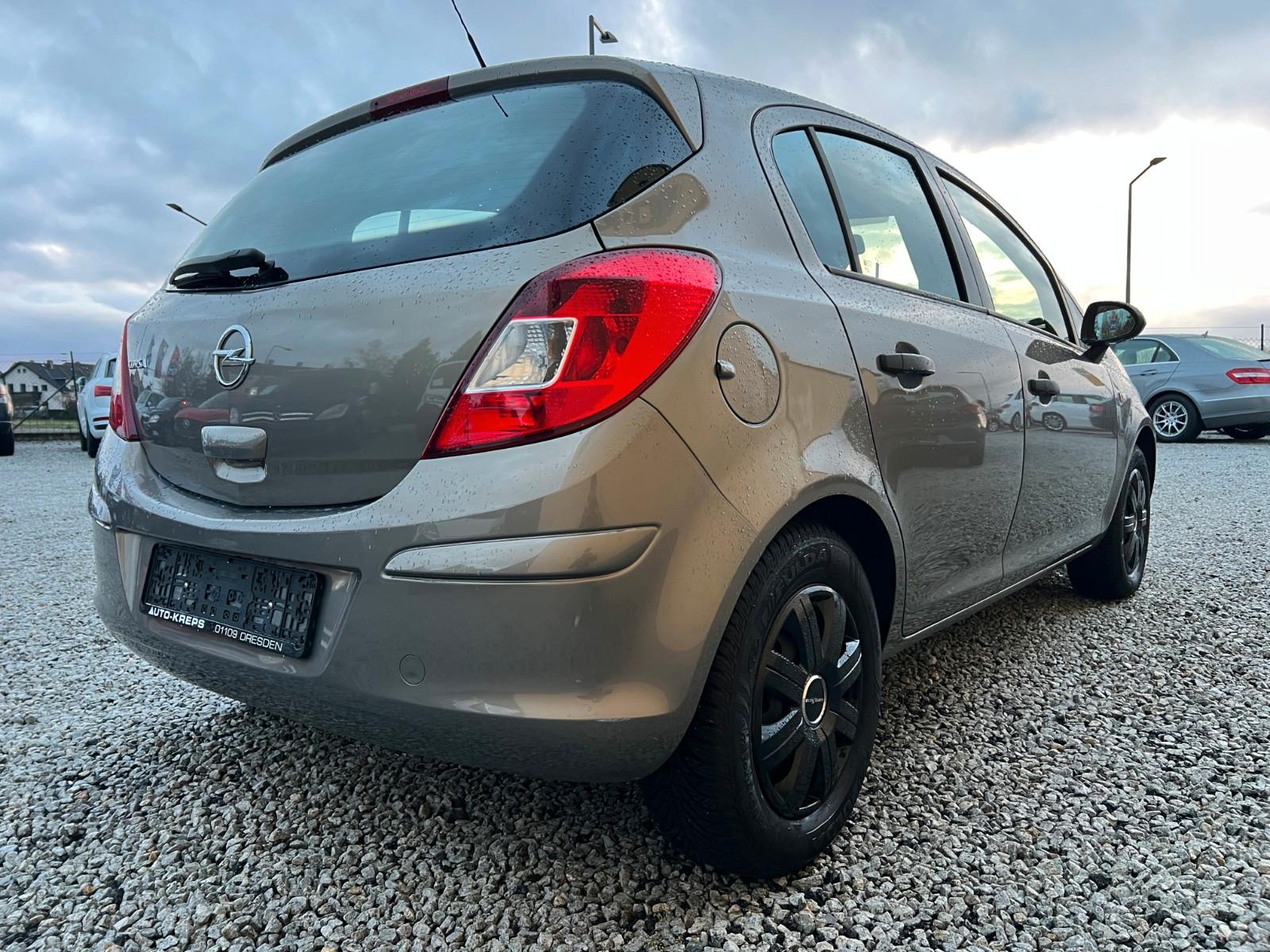 Opel Corsa D Selection