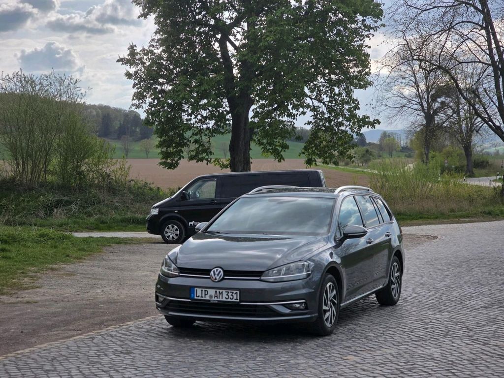 Image of Volkswagen Golf