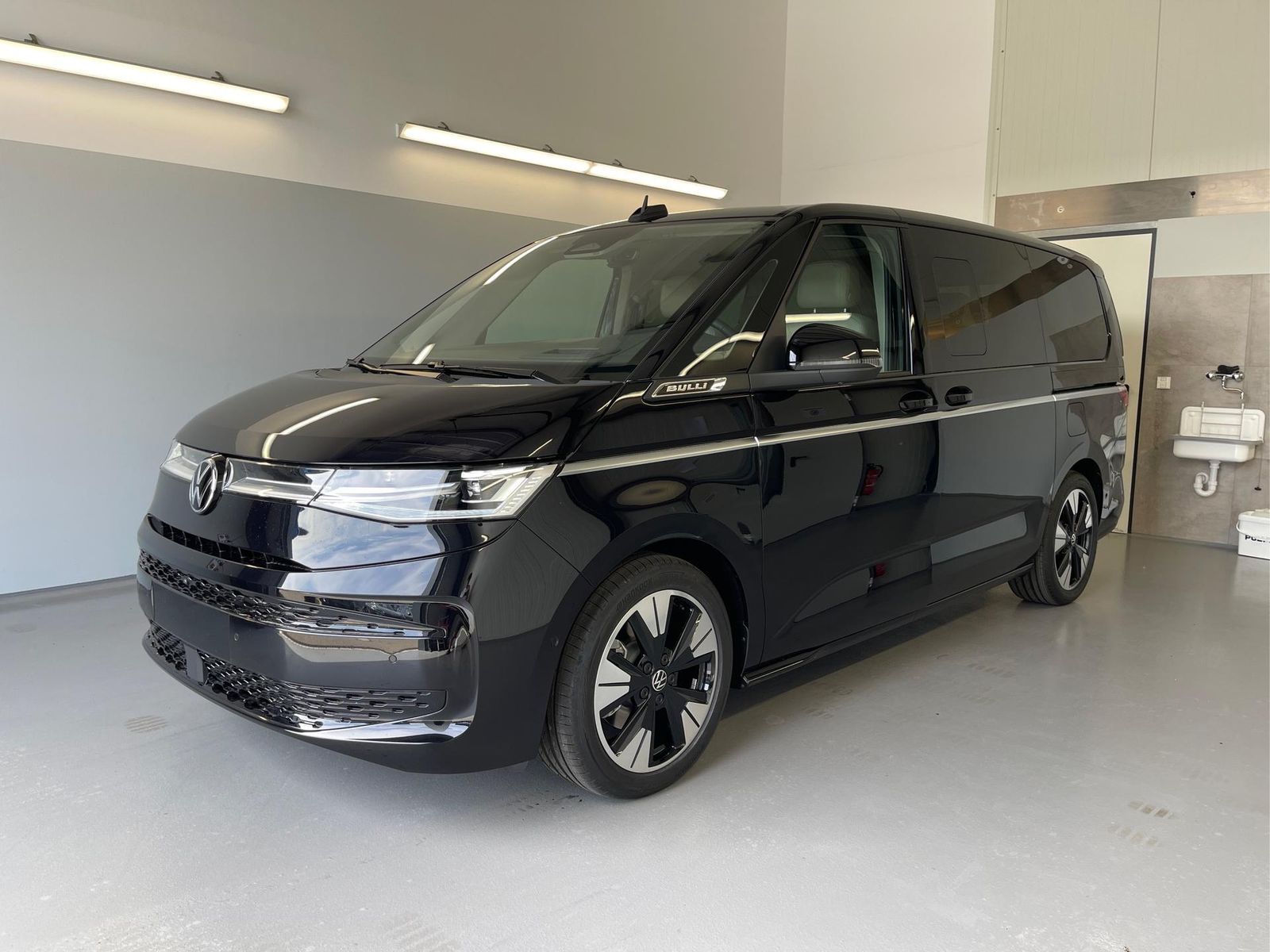 Volkswagen T7 Multivan Style eHybrid 4Motion LÜ 7Si+360°...