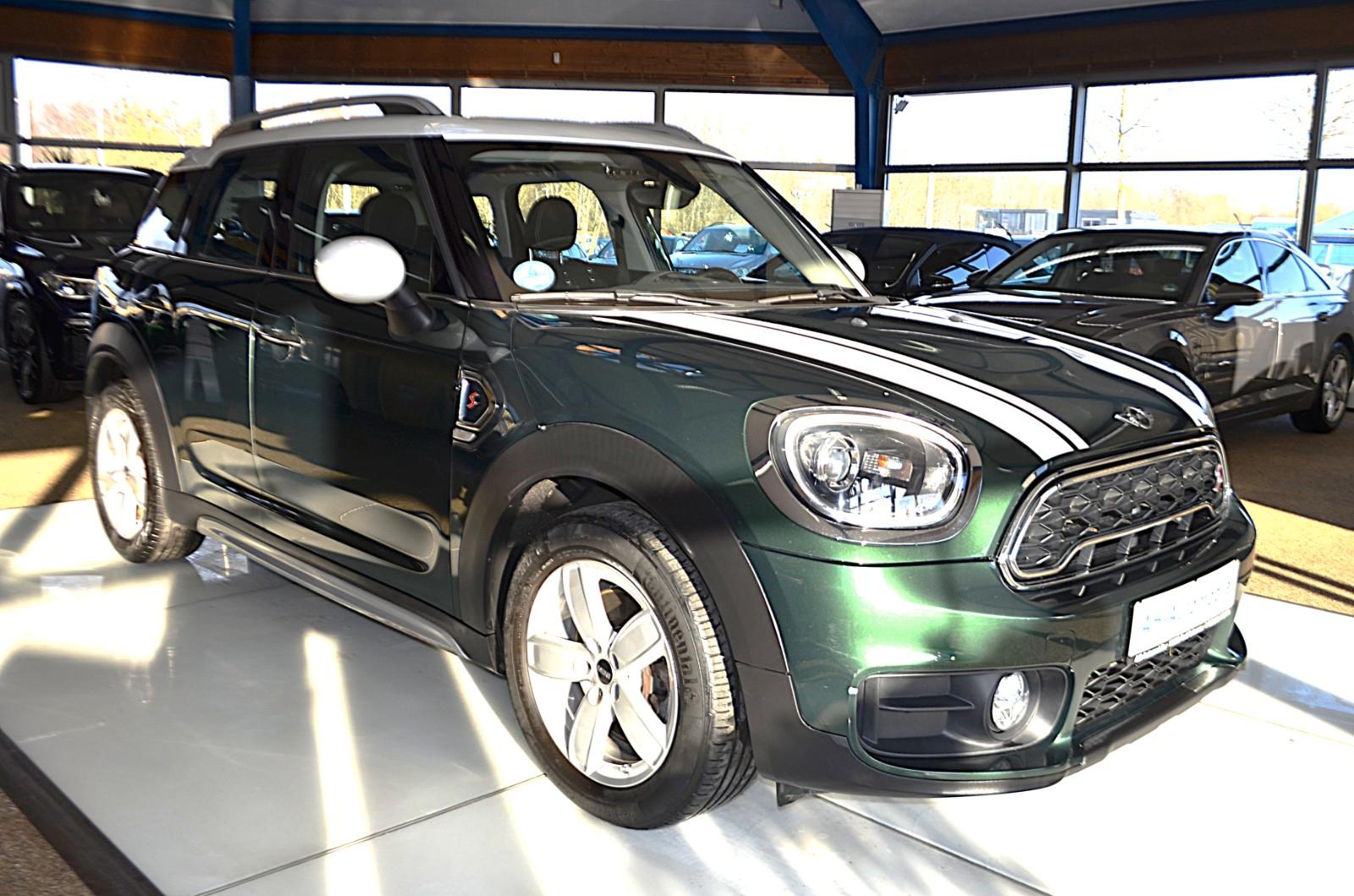 MINI Countryman S (Cooper) AUTOMATIK / XENON / NAVI