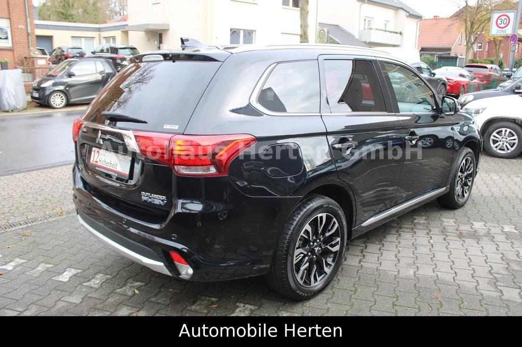 Mitsubishi Plug-in Hybrid Outlander