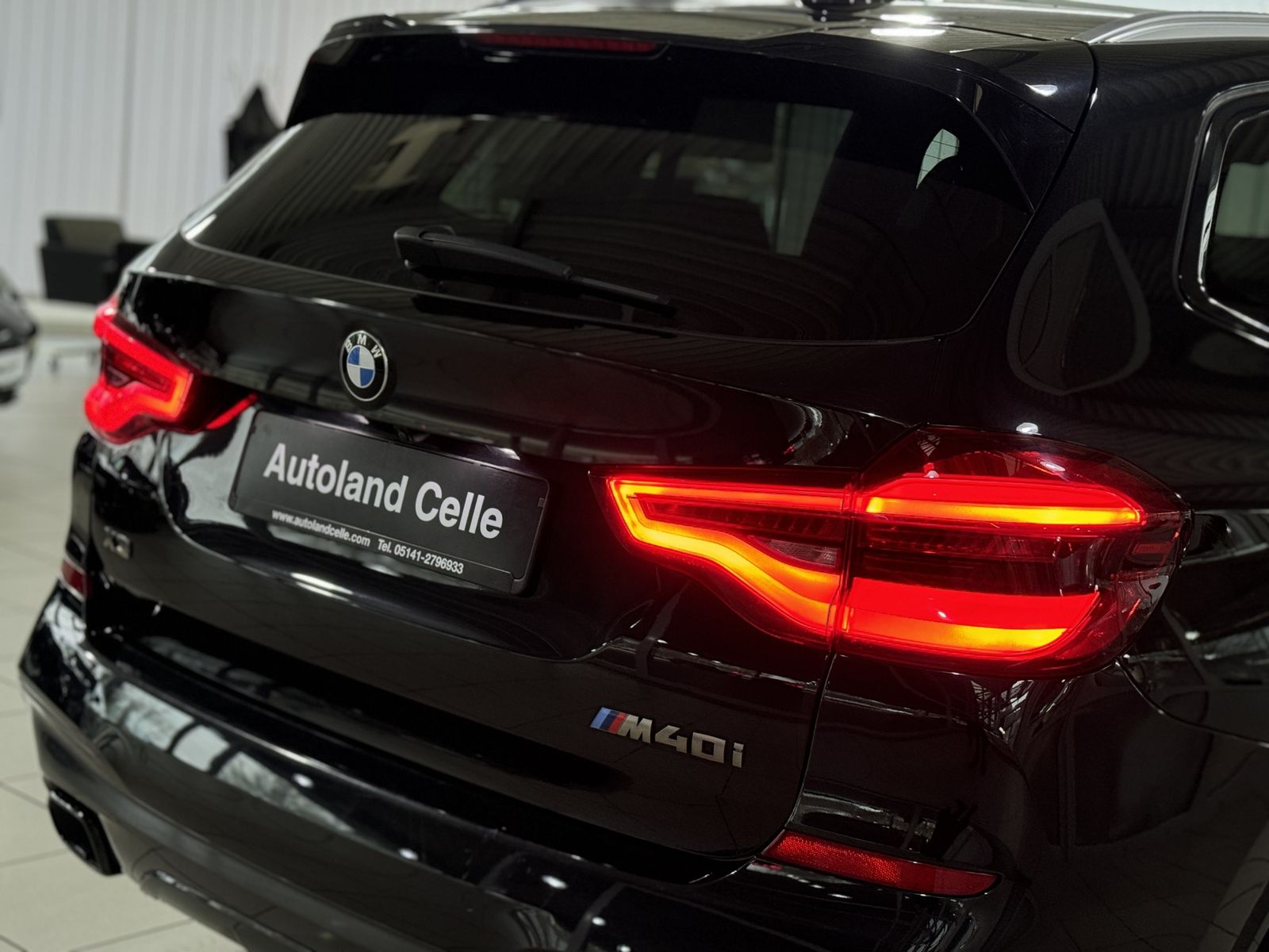 Fahrzeugabbildung BMW X3 M40i Kamera HUD DAB DisplKey Komfort 21Zoll