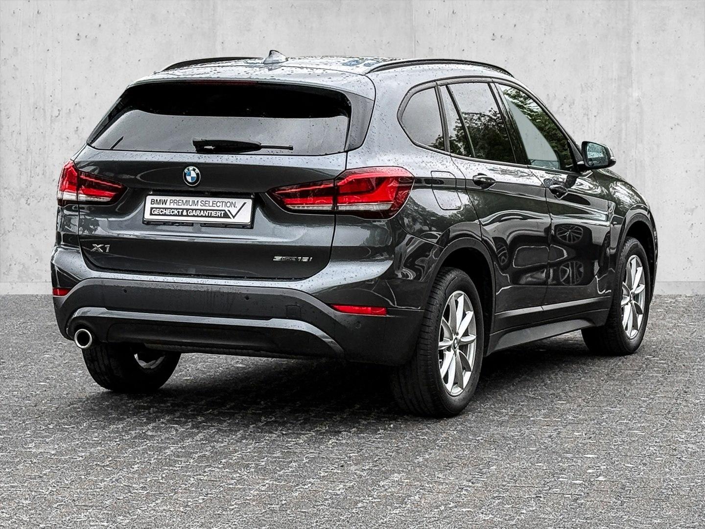 BMW X1 sDrive18i LED+NAVI+KAMERA+SHZ+PDC+PA+
