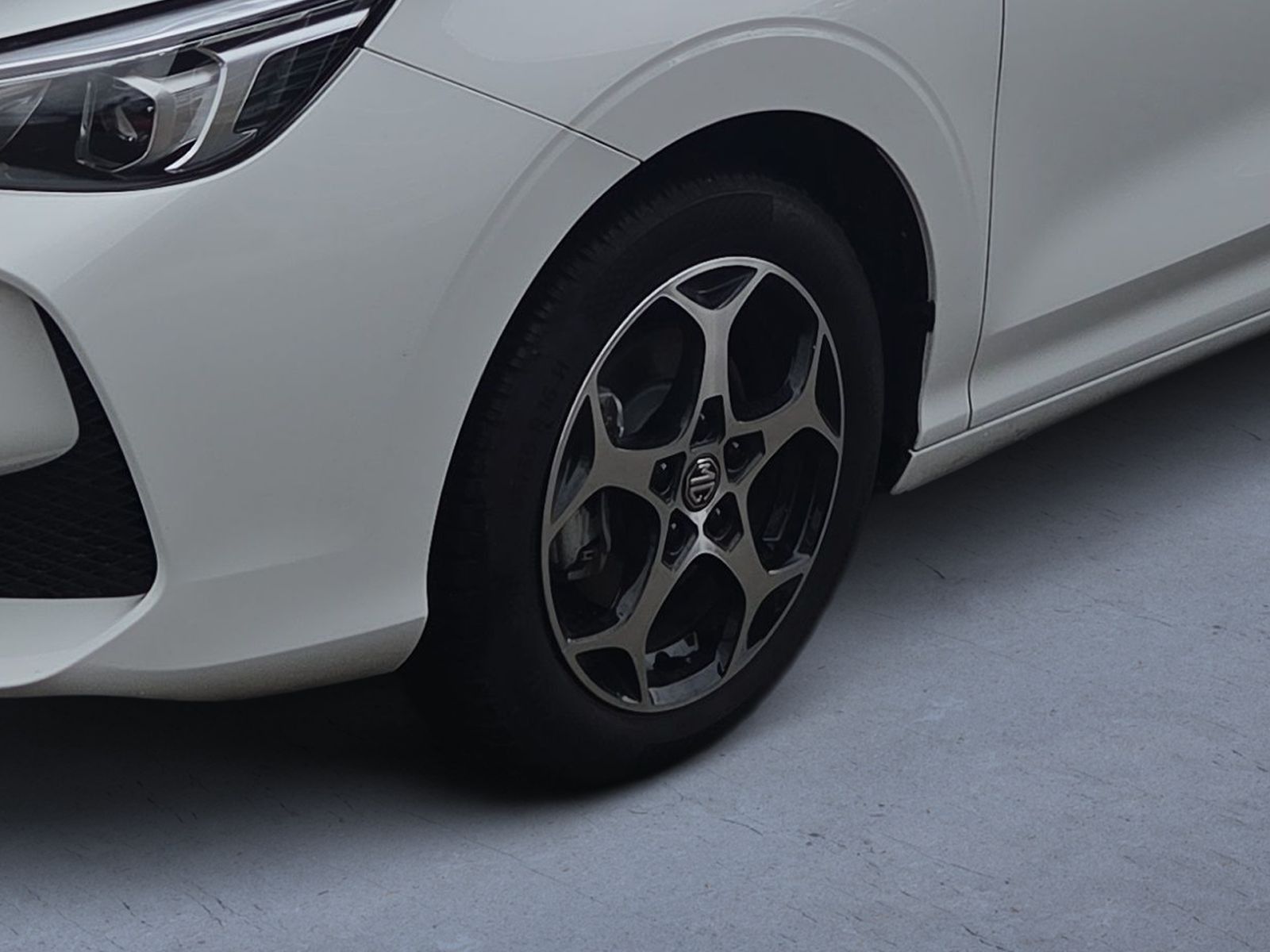 Fahrzeugabbildung MG MG3 Hybrid+ 3 1.5 Hybrid+ 143 kW Luxury 195 PS A