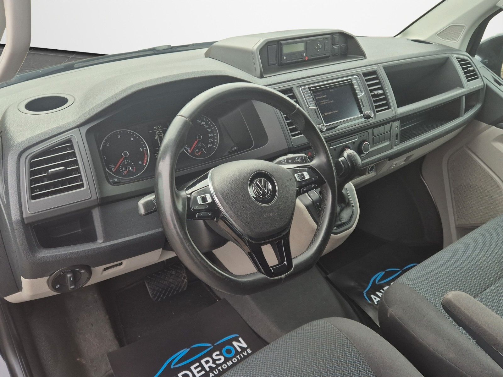 Fahrzeugabbildung Volkswagen T6 TRANSPORTER 2.0 TDI LR DSG NAVI KAM AHK ALLWE