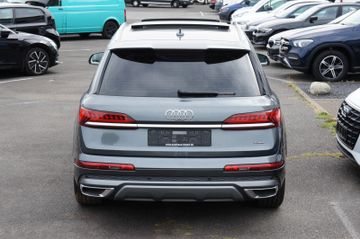 Audi Q7 - 6