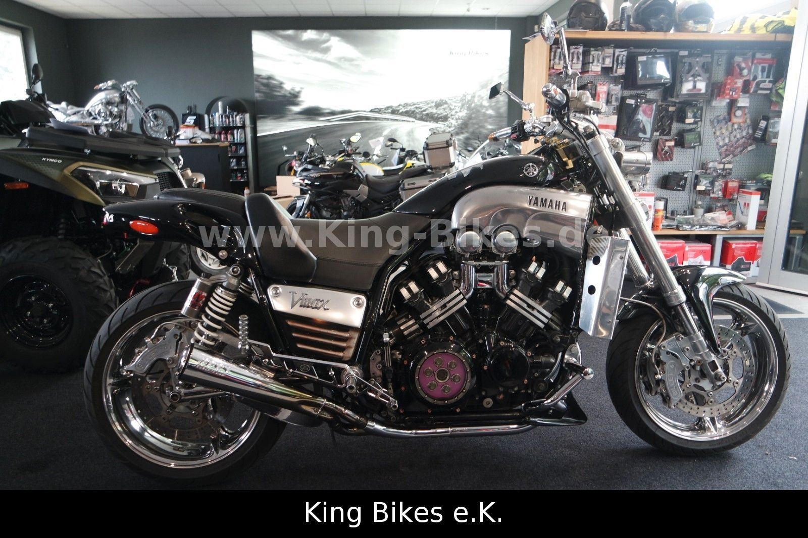 Fahrzeugabbildung Yamaha Vmax 1200 - Billet - White Power - Supertrapp