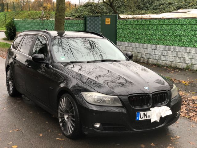 BMW 325d Touring Edition Lifestyle