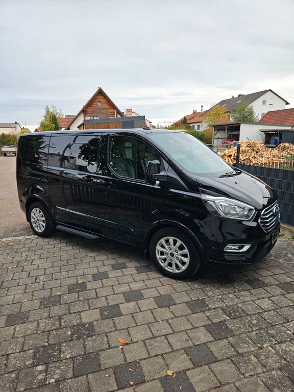 Image of Ford Tourneo Custom