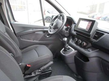 Fahrzeugabbildung Renault Trafic Combi Life 2.0 Blue dCi 150 L1H1 3,0t (8-