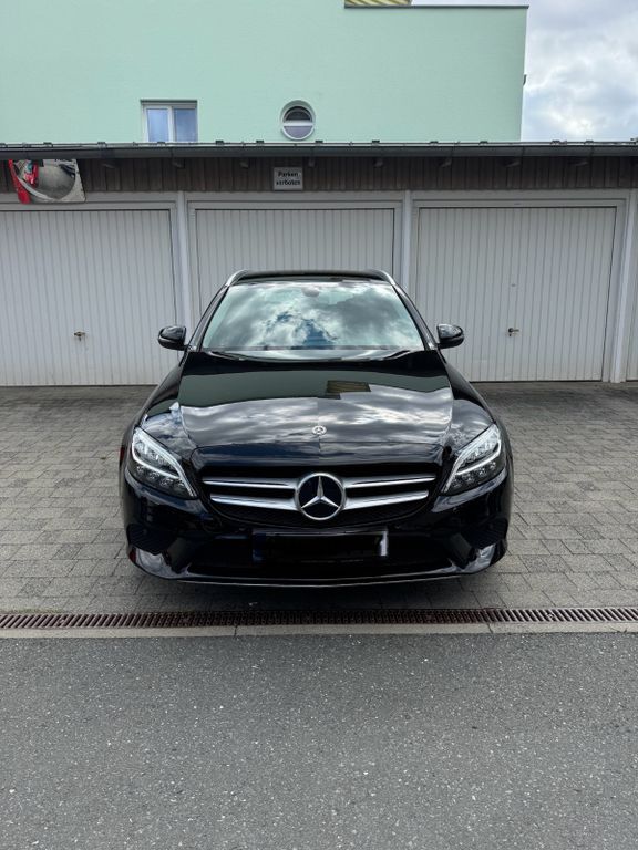 Image of Mercedes-Benz C 200