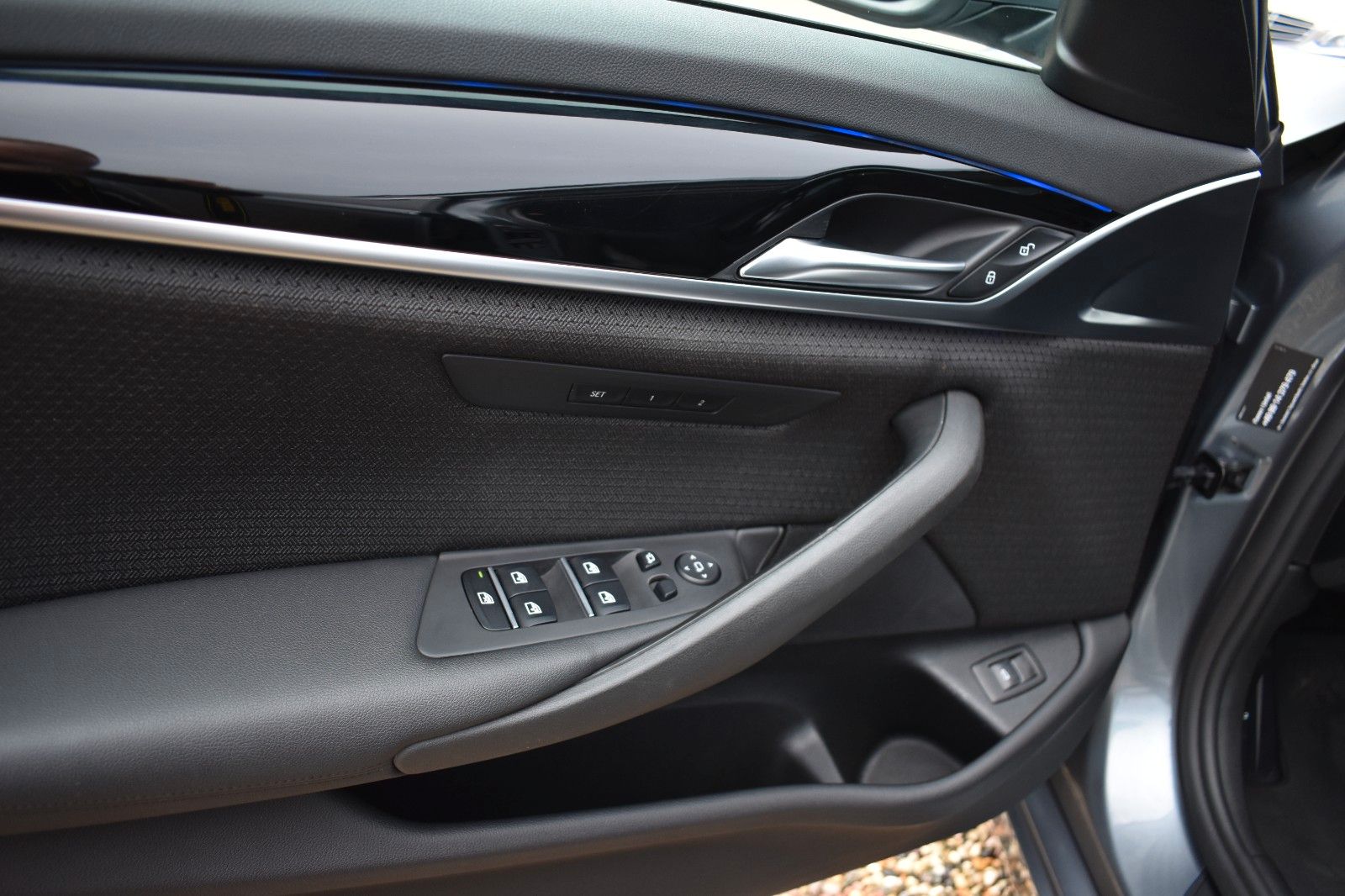 Fahrzeugabbildung BMW 520d Touring M Sportfahrwerk HUD AHK Keyless ACC