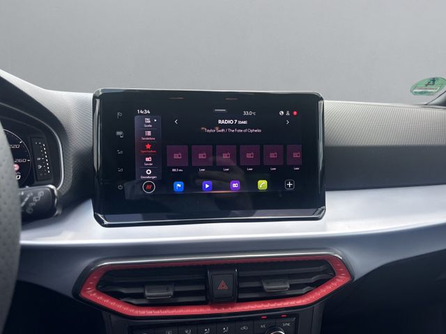 Arona FR 1,5 TSI DSG *LED+NAVI+AHK+SHZ+PDC+KAM*