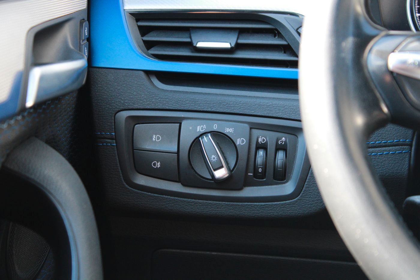 BMW X1 sDrive18d M Sport Navi LED DABTempomat SH foto 11