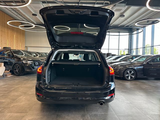 MYAUTOCENTER – Gebraucht- und Jahreswagen mit Werkstattservice in Pfaffenhofen Ford Focus *KEYLESS*ACC*NAV*1-HAND*2-ZONEN*