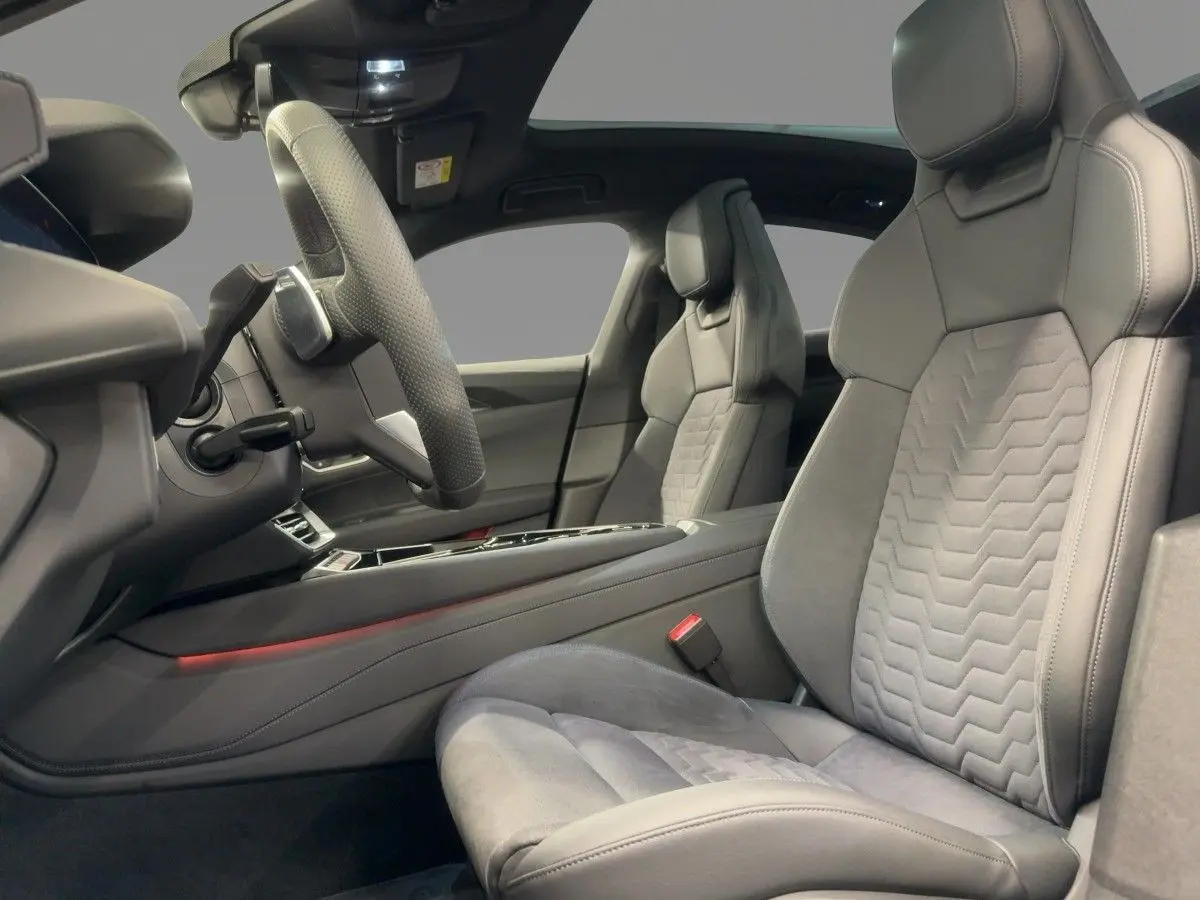 Audi e-tron GT quattro Matrix Head-Up Standklima Pano