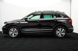Volkswagen Tiguan LIFE eHybrid P-DACH+RFKMRA+AHKPL+MATRIX - Volkswagen Tiguan mit Hybrid-Antrieb: Panorama-Dach