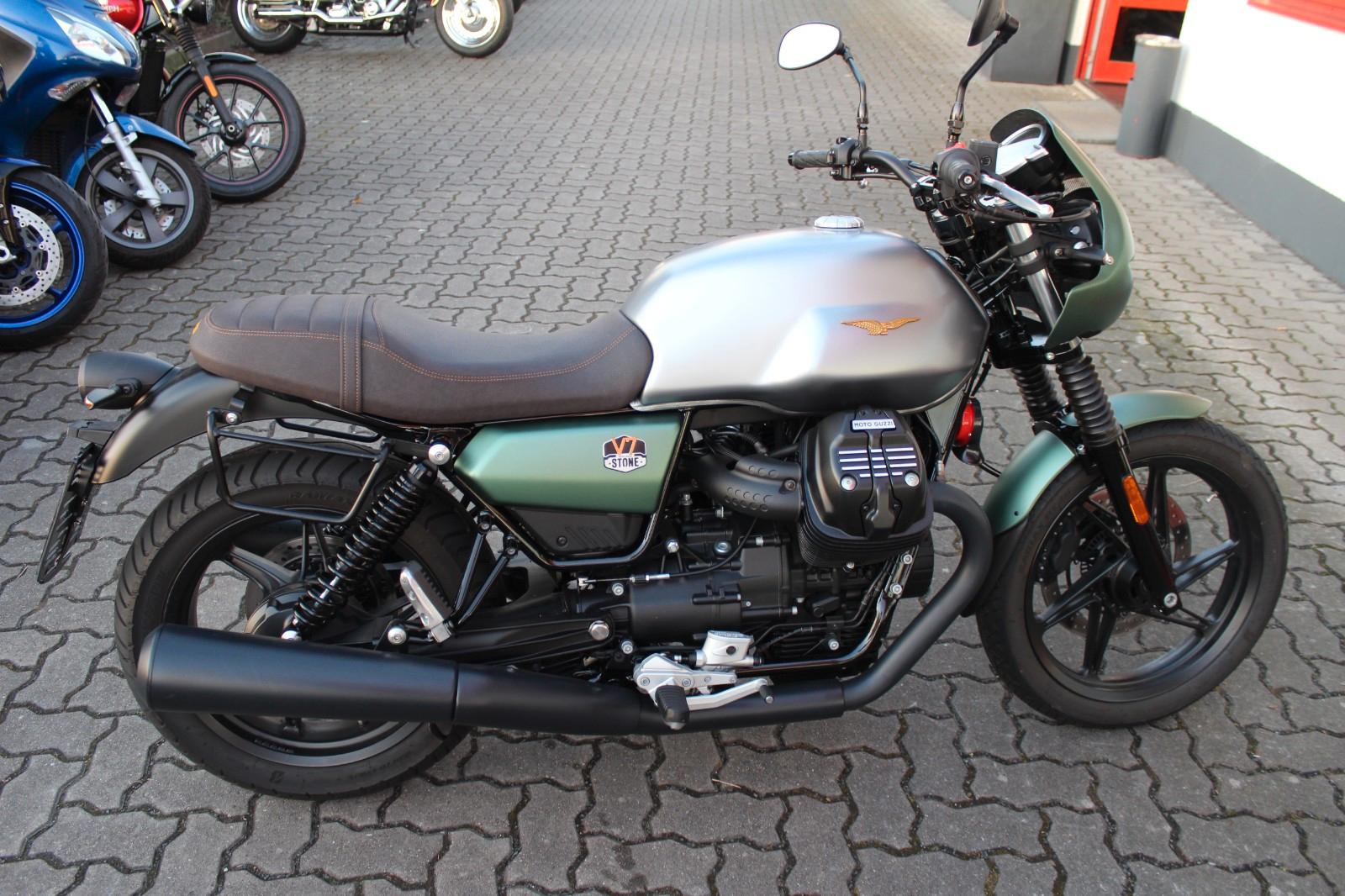 Moto Guzzi V 7 IV 850 Stone Centenario