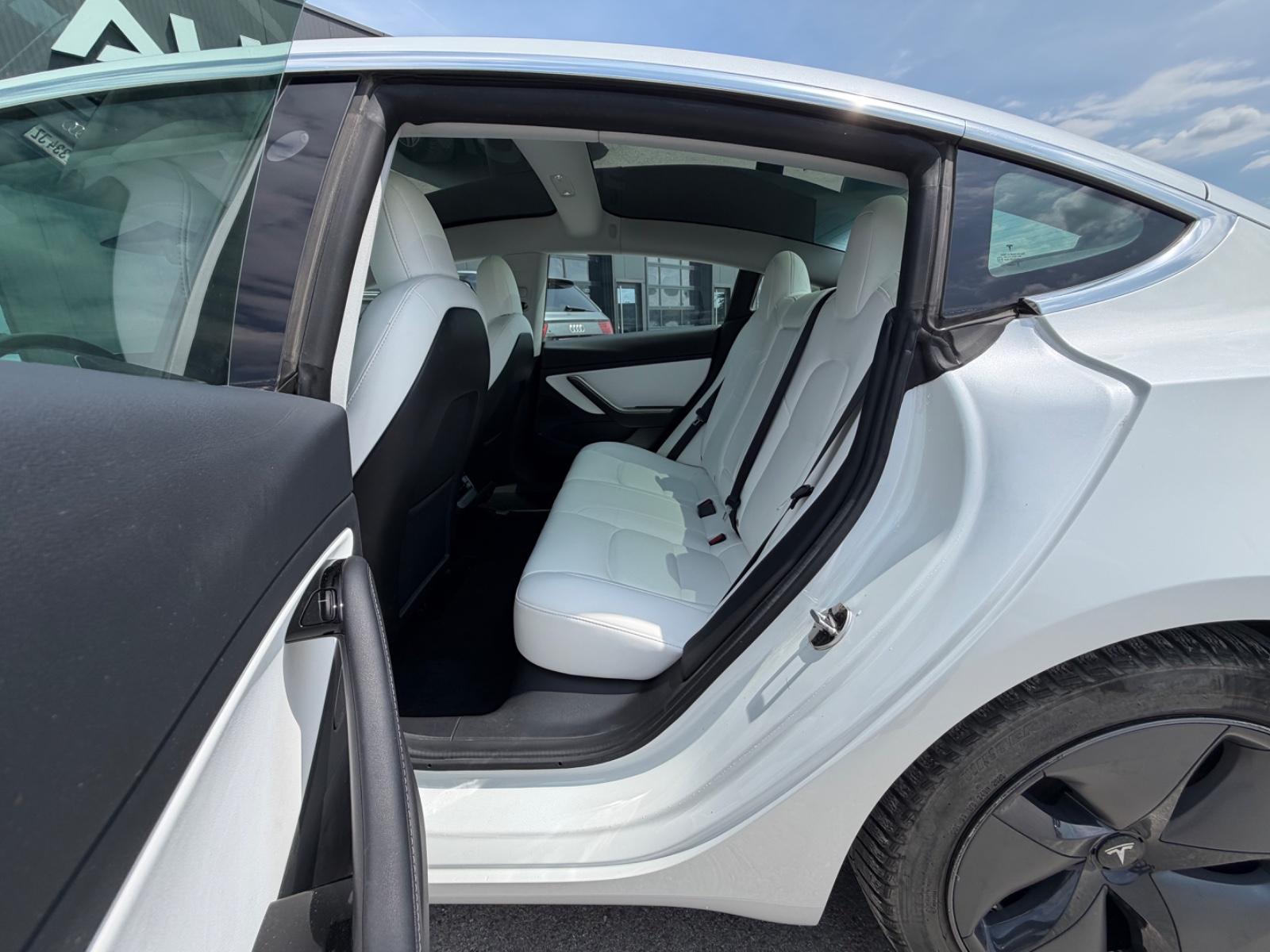 TESLA MODEL 3 306CH - STANDARD PLUS - RWD - INTERIEUR CUIR BLANC
