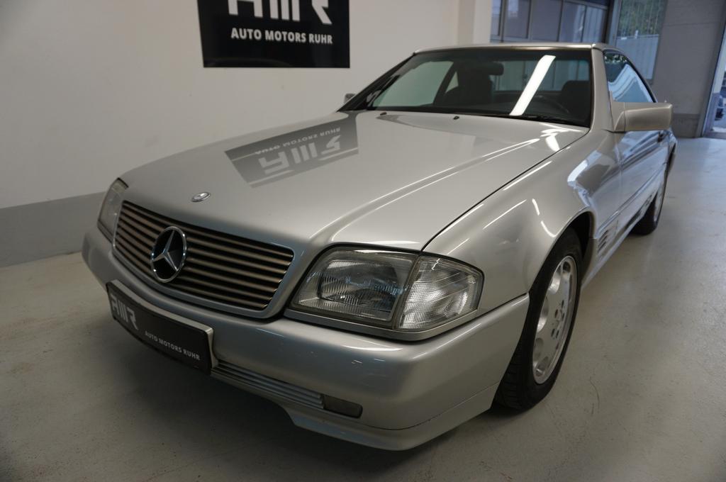 Mercedes-Benz SL 300