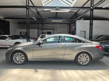 Mercedes E 200 - 6