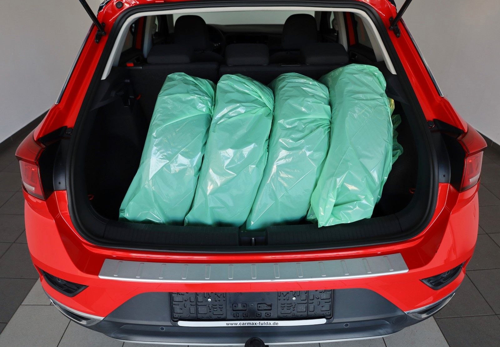 Fahrzeugabbildung Volkswagen T-Roc Style Navi,SH,PDC,ACC,AHK,SR+WR
