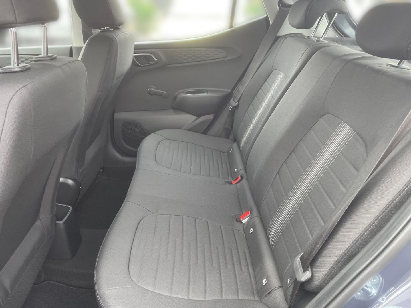 Fahrzeugabbildung Hyundai i10 1.0 Select Navigation Rückfahrkamera Klima