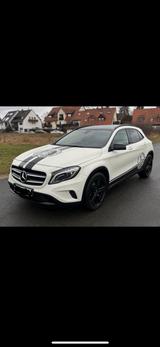 Mercedes-Benz Mercedes GLA 200 - Mercedes-Benz GLA 200 Gebrauchtwagen in Frankfurt
