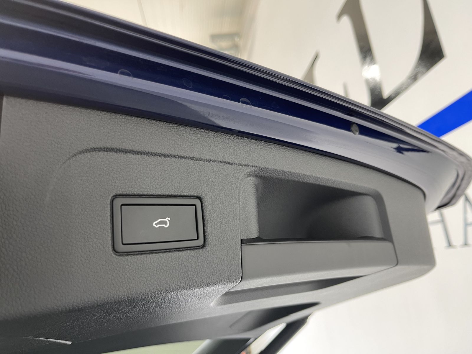Fahrzeugabbildung Volkswagen Touran Comfortline 2.0 TDI*LED*Navi*PDC*Digital*