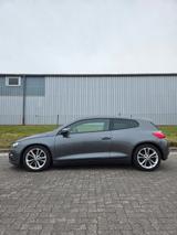 Volkswagen Scirocco 2.0 TSI Team  - Volkswagen Scirocco Team mit Benzin-Antrieb