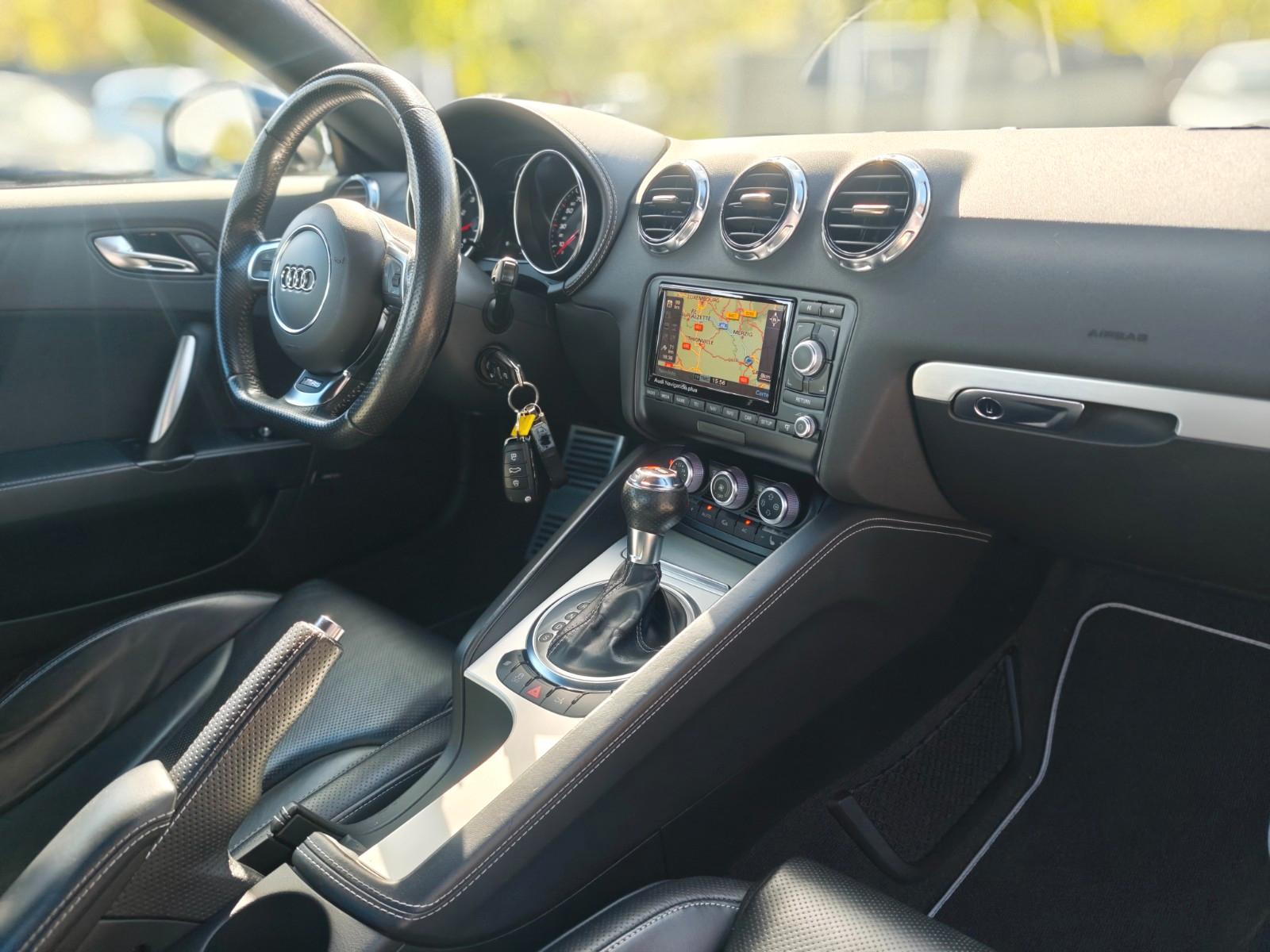 Audi TT RS COUPE AUT.*NAVI*LEDER*LED*2.HAND*BOSE*
