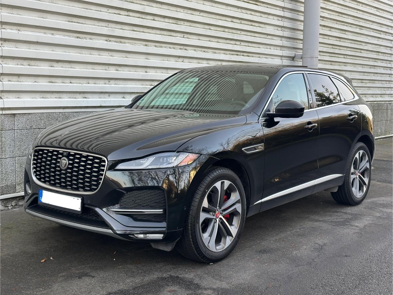 Jaguar F-Pace P250 SE AWD