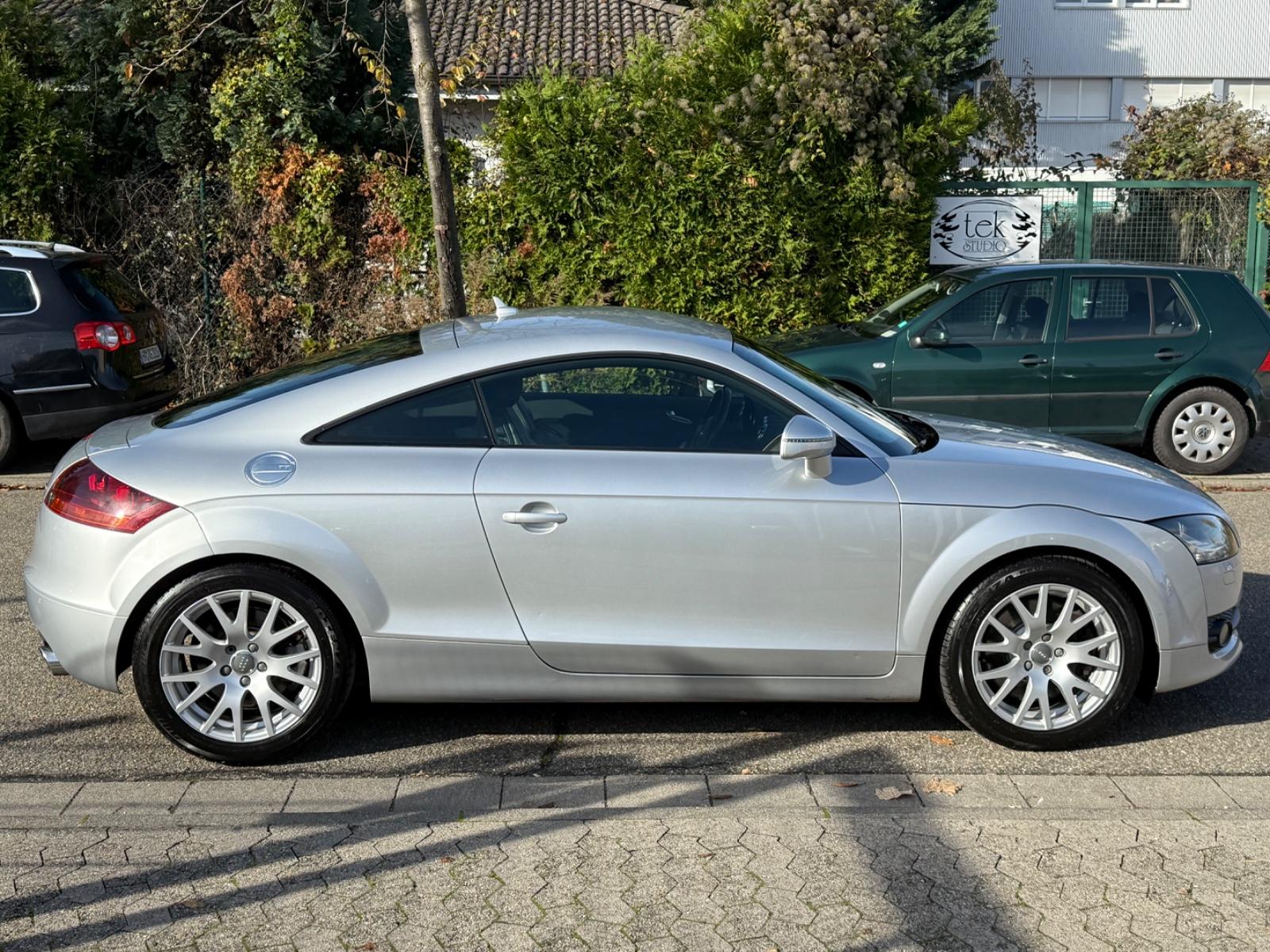 Audi TT Coupé 3.2 V6 250ch - 2ème main - Entretien Audi - Alcantara - Xénon