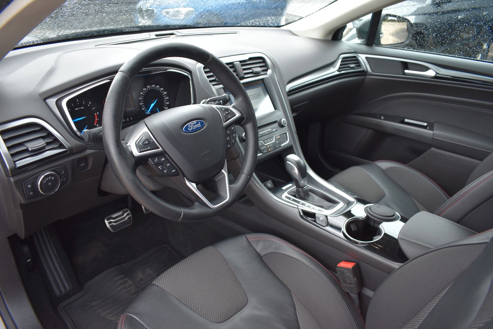 Fahrzeugabbildung Ford Mondeo Turnier ST-Line Automatik Kamera Navi
