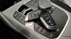 Fahrzeugabbildung BMW 320d xDrive Touring Navi LED SiHz PDC Tempo DAB