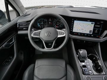 Volkswagen Touareg - 8