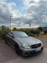 2004 Mercedes-BENZ CLS — фото 1