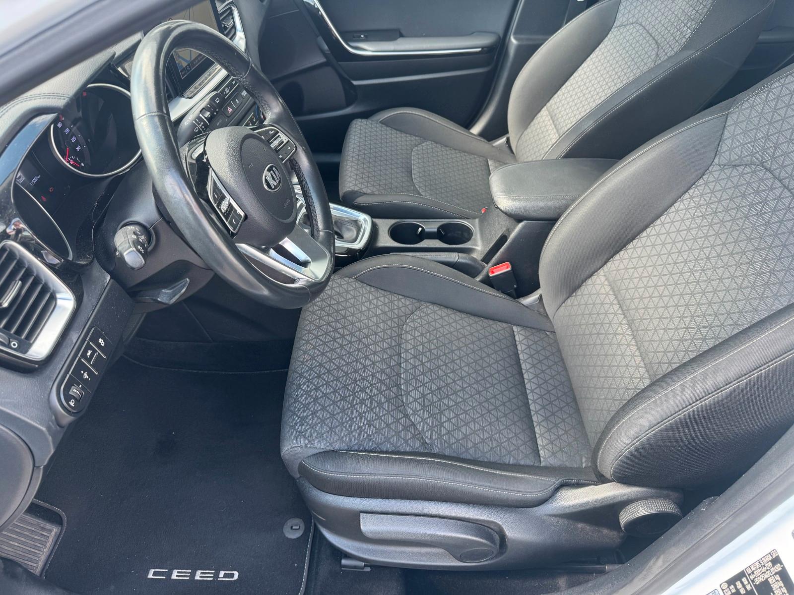 Kia Ceed 1.4 T-GDI DCT7 Vision *Navi*AWR*Garantie*