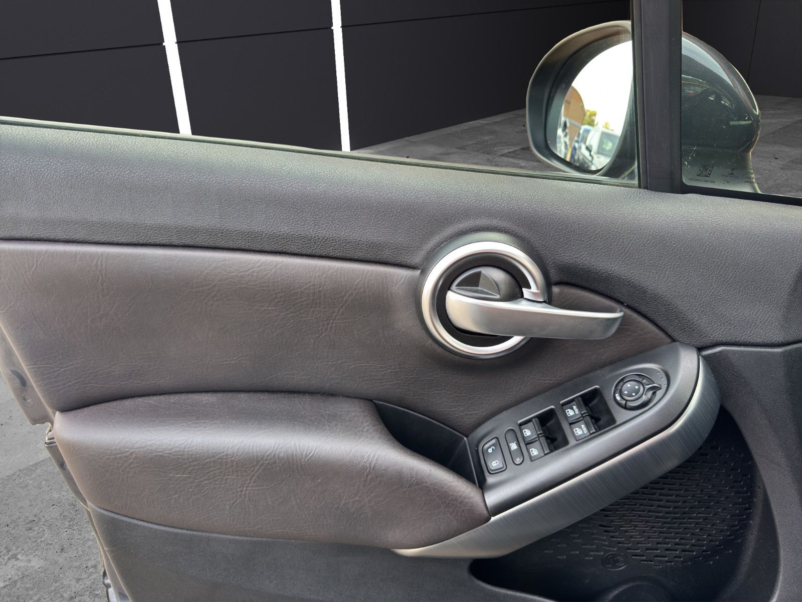 Fahrzeugabbildung Fiat 500X Lounge Tempo*Bi-Xen*2-Zo.-Klimaauto*Keyless