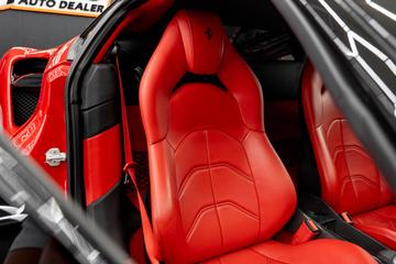 صورة مصغرة 13 لـ 2016 Ferrari 488 GTB