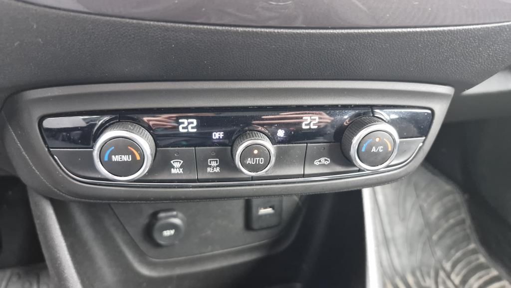 Autohaus Zimpel -  Opel Crossland X 1.2T Quickheat+LED+Parkpilot - Bild 14