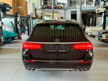 Mercedes E 220 - 5