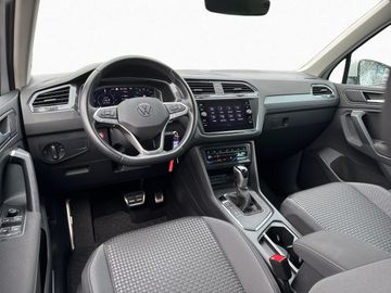 Volkswagen Tiguan - 10